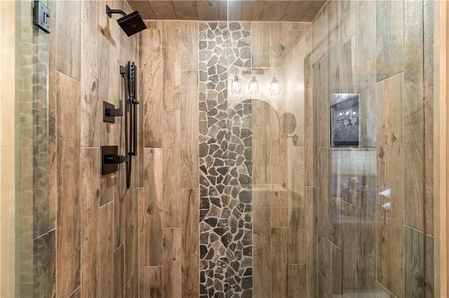 a view of a backyard with sitting area and garden