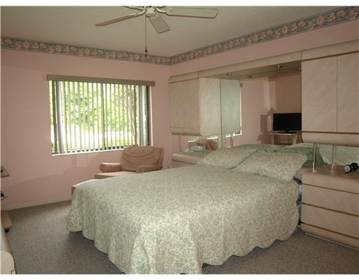 8082 Whispering Palm Drive, Unit B Boca Raton, FL 33496 - Photo 5 of 10 Additional Photo