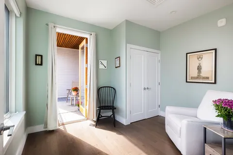 $599,000 | 20 Taft Hill Park, Unit 5, Boston, MA 02131