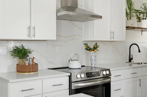 $860,000 | 1960 South Franklin Street, Denver, CO 80210