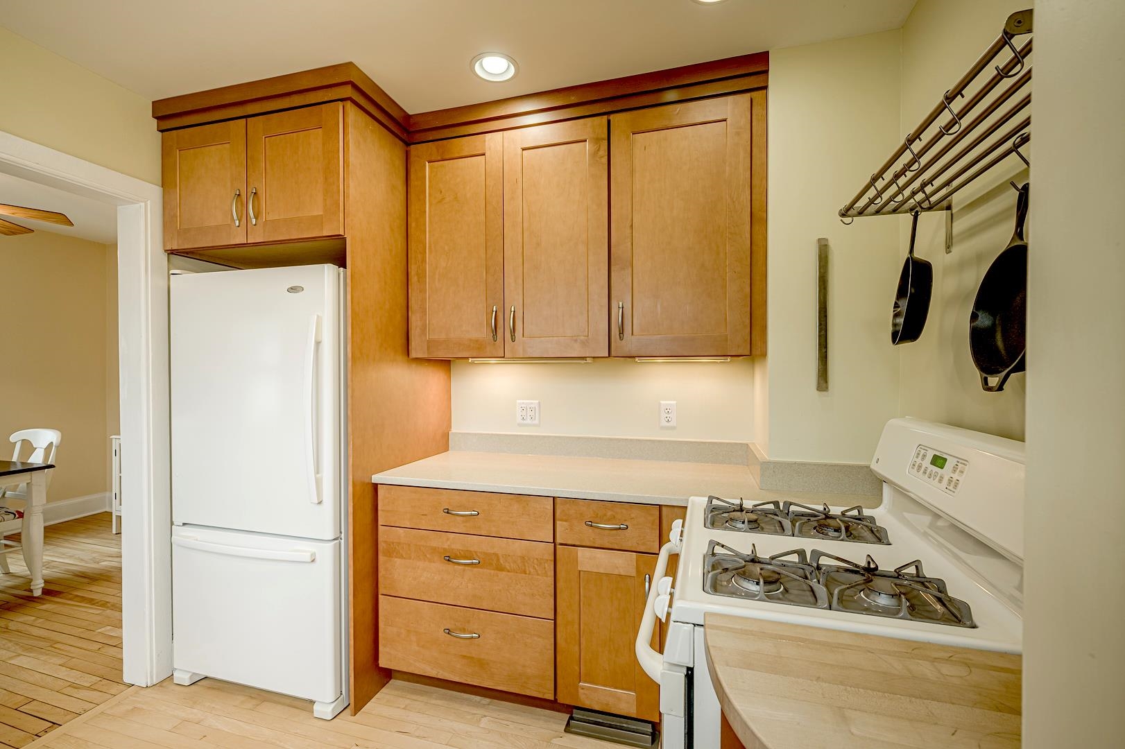 3213 Center Street Madison, WI 53704 - Photo 8 of 23