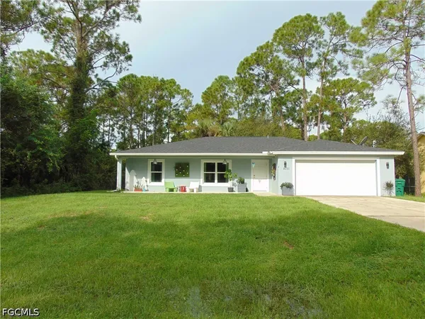 $2,000 | 8051 Rolling Circle, LaBelle, FL 33935