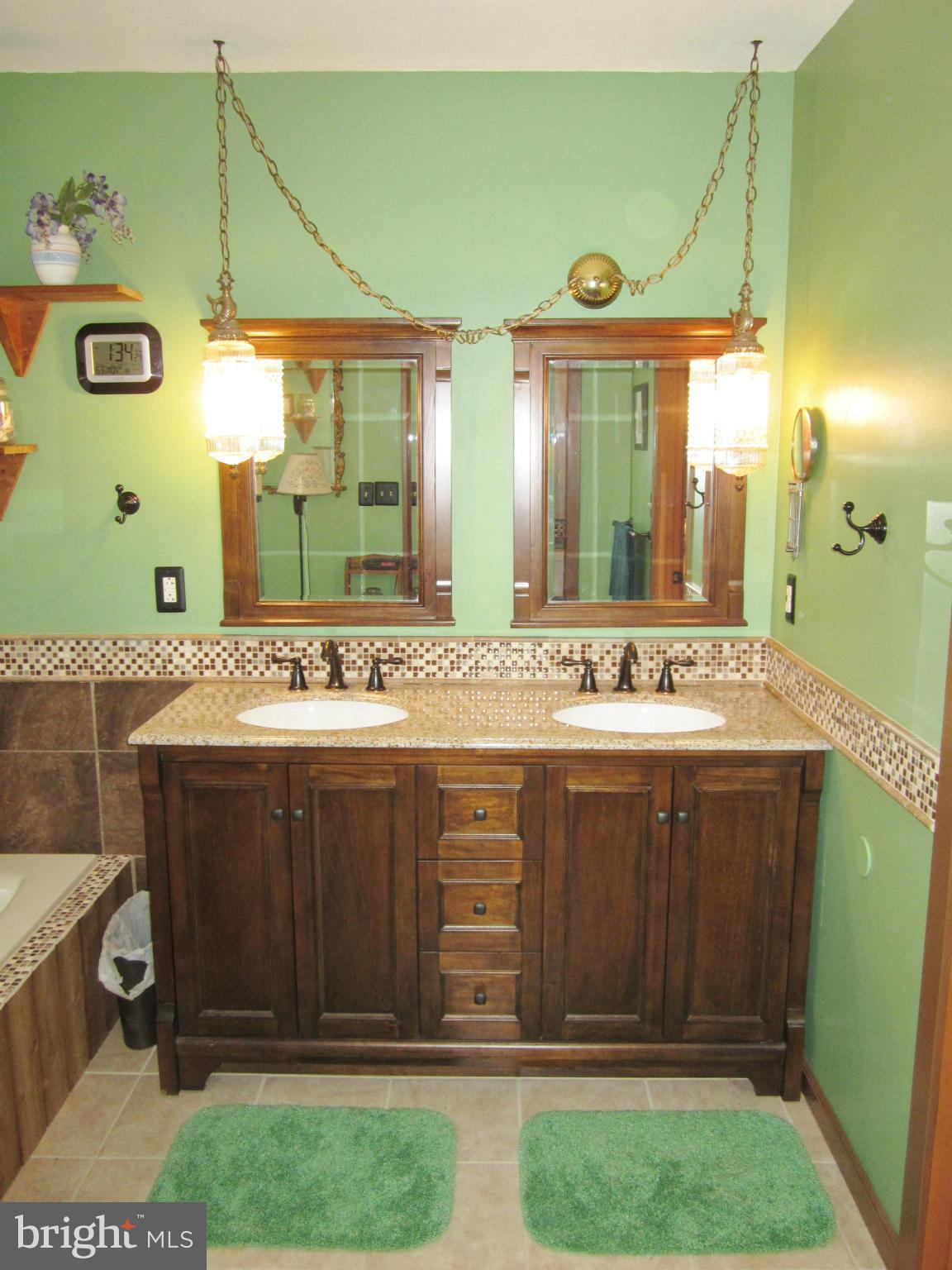 2812 Anderson Road White Hall, MD 21161 - Photo 16 of 30 Bath (Master)