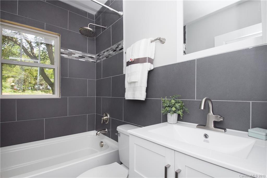1330 Bethel Road Charlotte, NC 28208 - Photo 22 of 29 Gallery Image 22