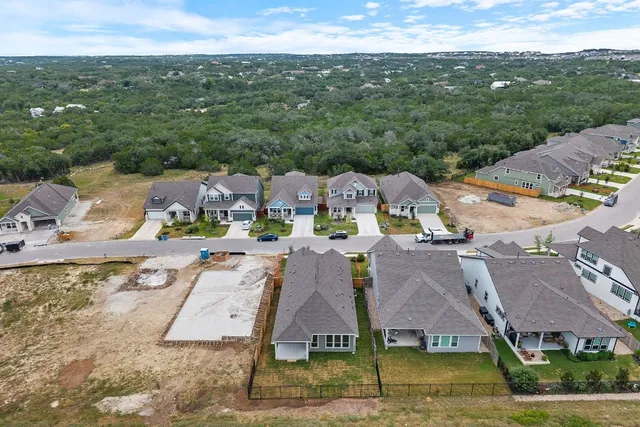 $549,000 | 566 Sage Thrasher Circle, Dripping Springs, TX 78620