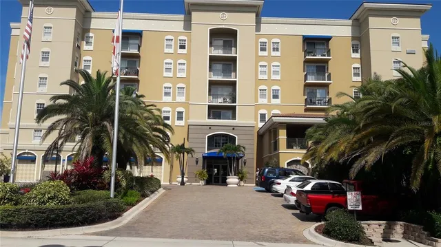 $2,300 | 1064 North Tamiami Trail, Unit 1508, Sarasota, FL 34236