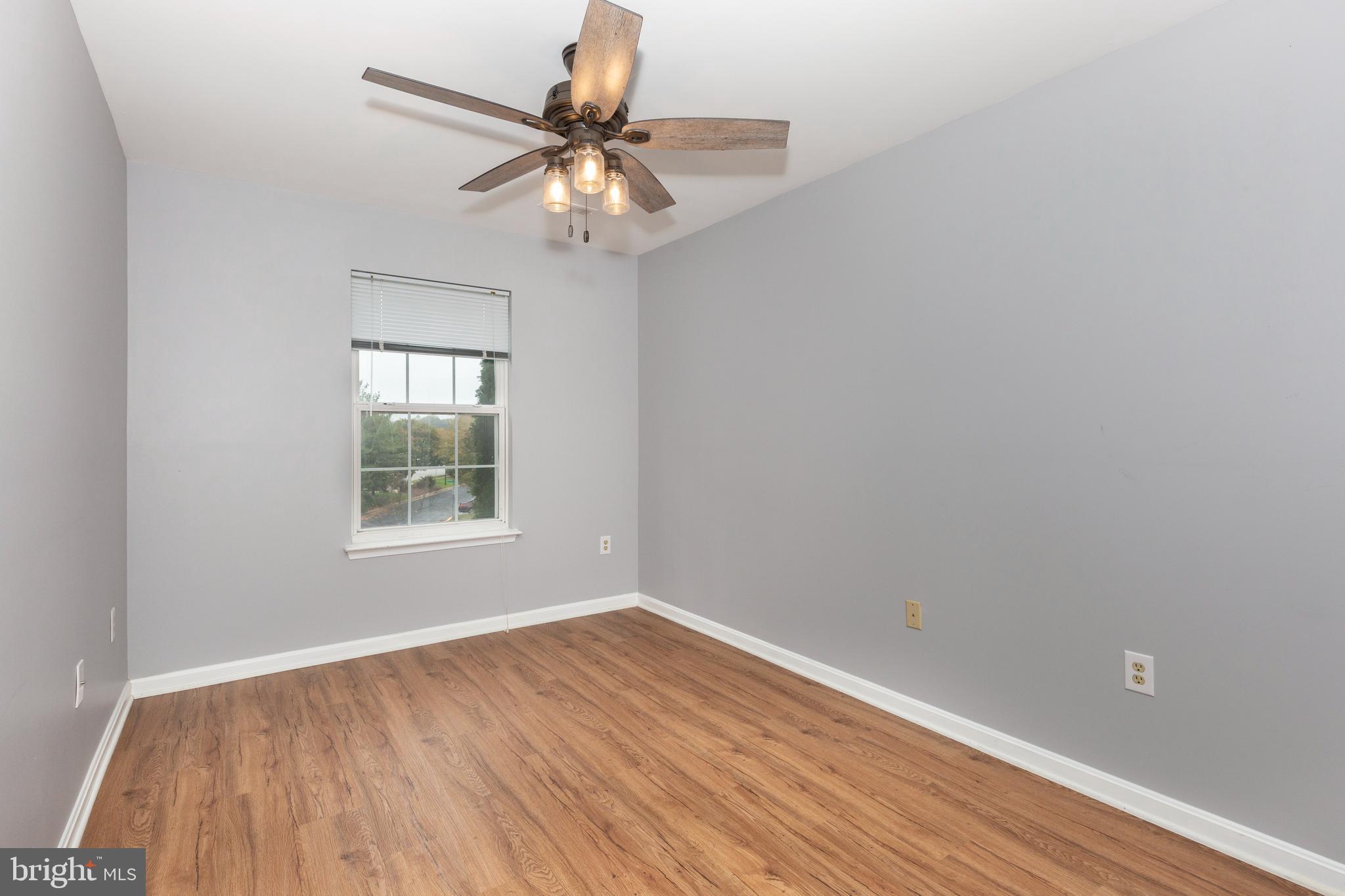 313-3 Sirens Court Odenton, MD 21113 - Photo 13 of 30 an empty room with a window