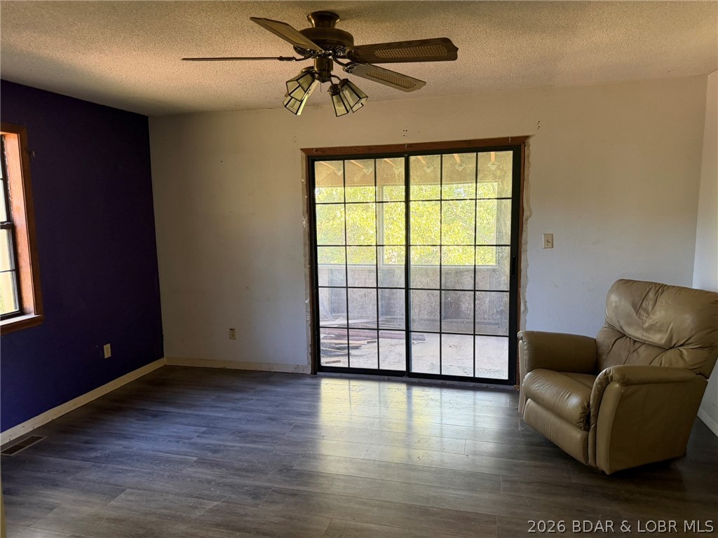 5851 Chapel Bluff Road Macks Creek, MO 65786 - Photo 14 of 19 Gallery Image 14