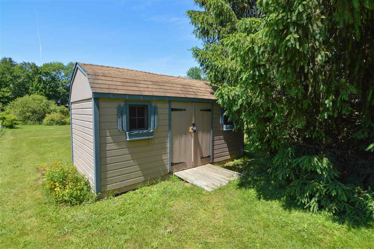 98 Elm Street Epping, NH 03042 - Photo 25 of 28