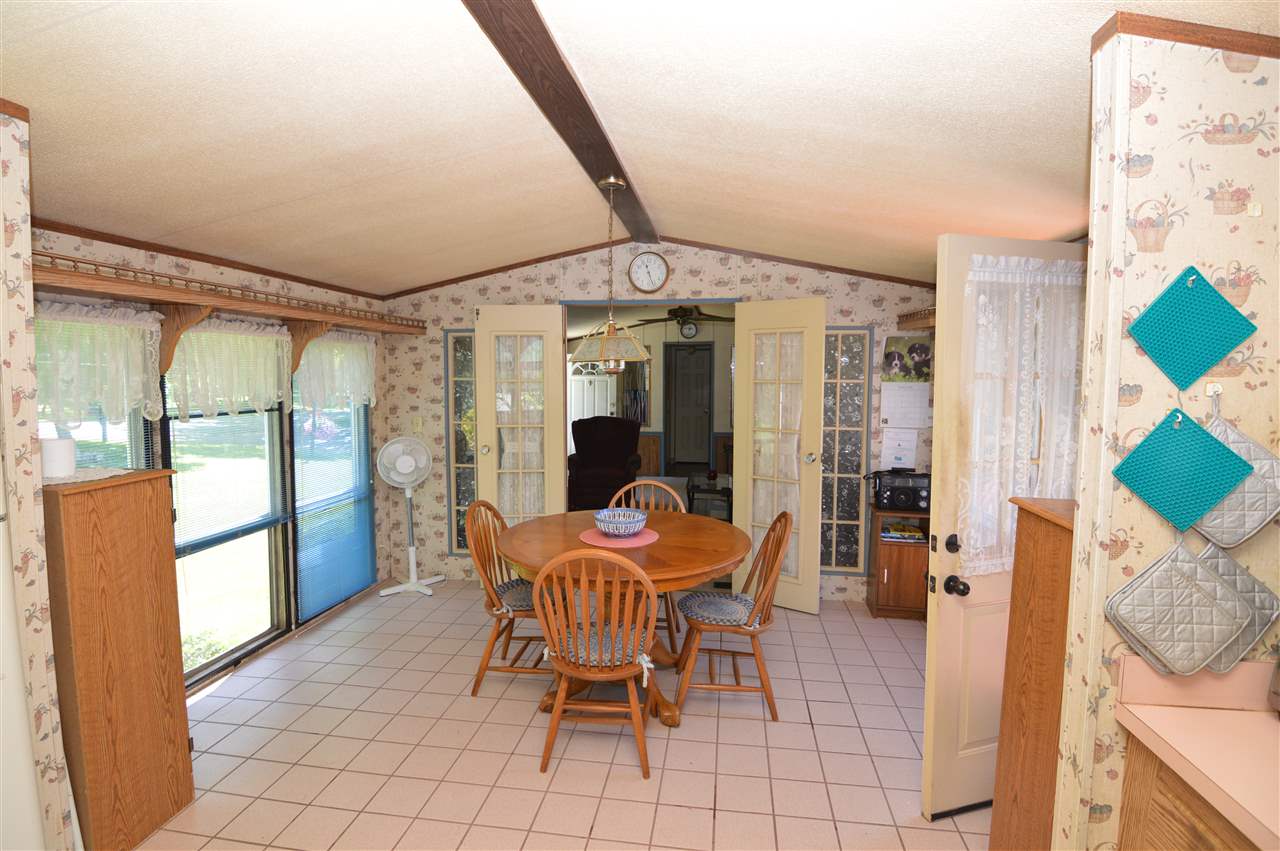 98 Elm Street Epping, NH 03042 - Photo 8 of 28