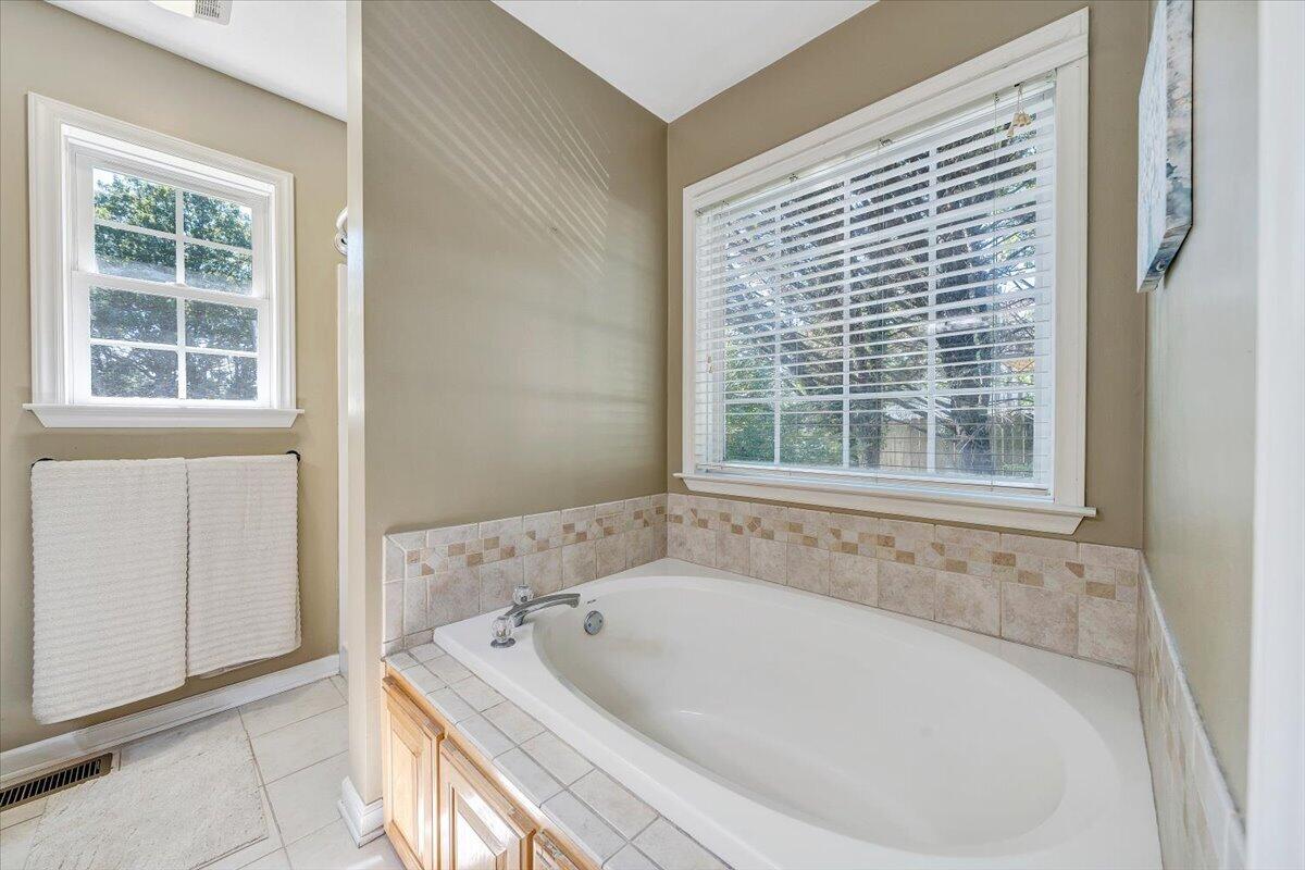 1425 Virginia Ridge Drive Hardy, VA 24101 - Photo 18 of 41 25-MIB09663
