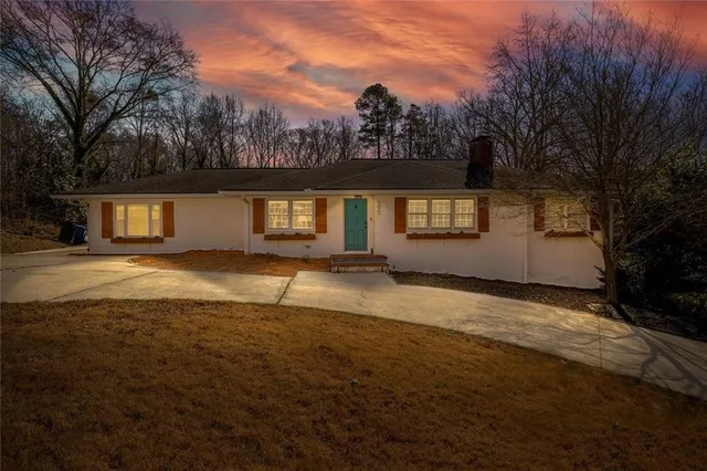 $435,000 | 295 Oakland Drive Northwest, Gainesville, GA 30501