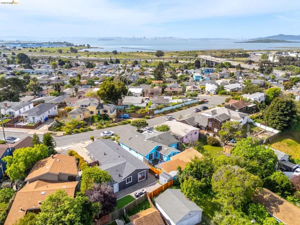 $749,000 | 1354 Santa Clara Street, Richmond, CA 94804