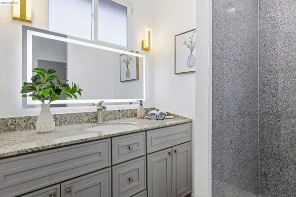 $749,000 | 1354 Santa Clara Street, Richmond, CA 94804