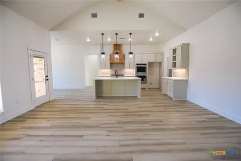 $649,900 | 1814 Dorian Drive, Salado, TX 76571