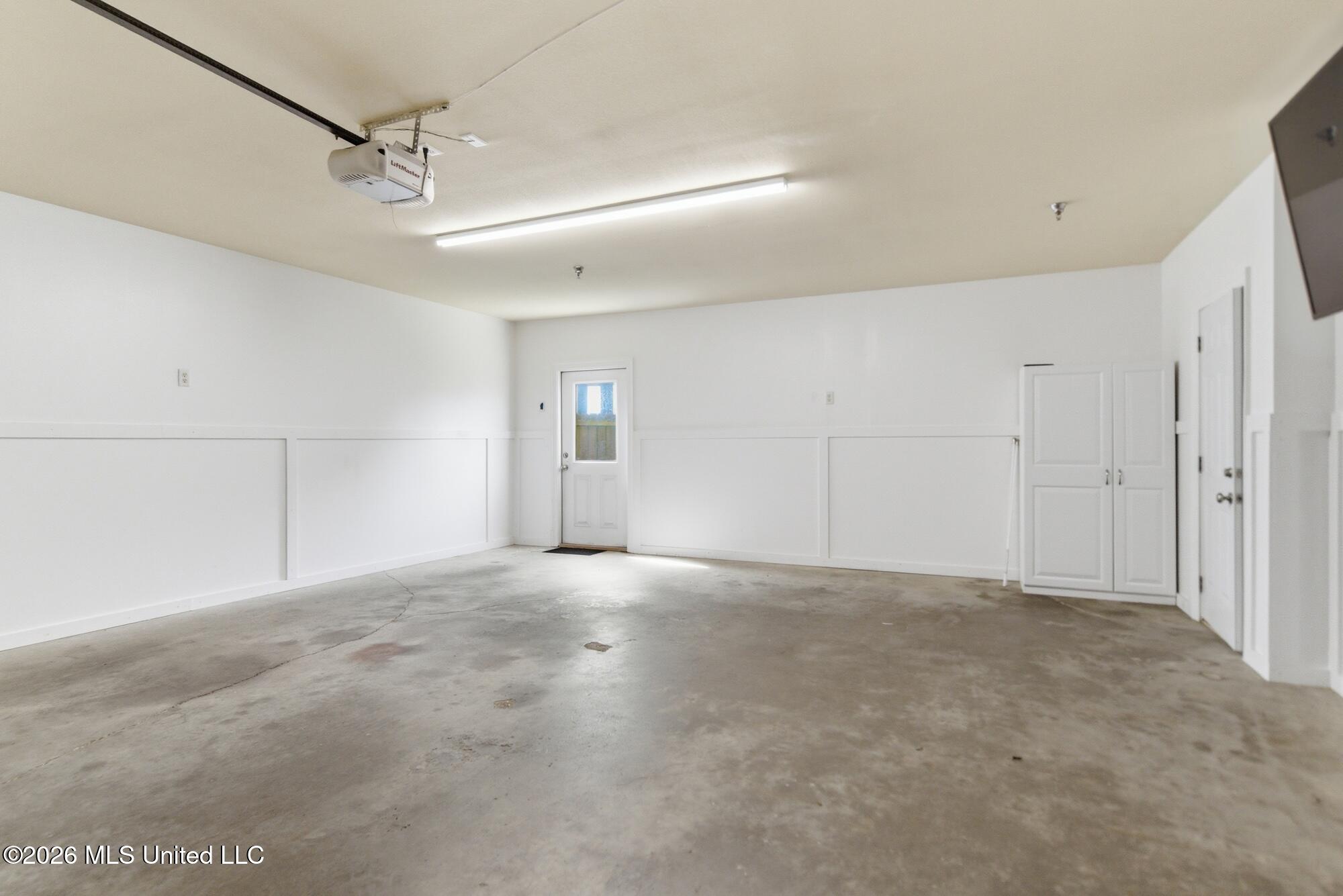 705 West Beach Boulevard, Unit 705 Long Beach, MS 39560 - Photo 6 of 35 25_dsc05084