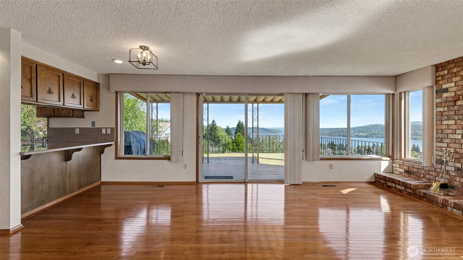 8208 South 124th Street Seattle, WA 98178 - Photo 12 of 39
