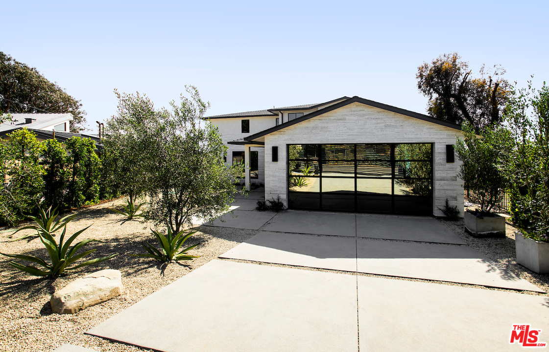 6761 Wandermere Road Malibu, CA 90265 - Photo 34 of 35 Gallery Image 34