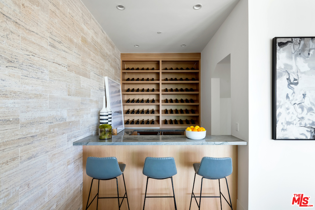 6761 Wandermere Road Malibu, CA 90265 - Photo 6 of 35 Gallery Image 6