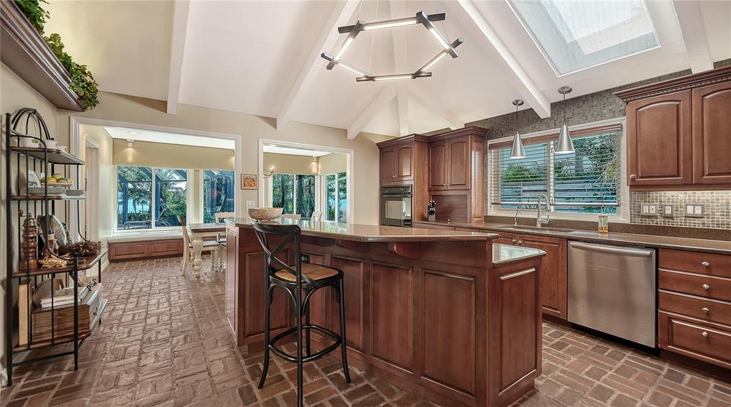 1042 North Casey Key Road Osprey, FL 34229 - Photo 17 of 58