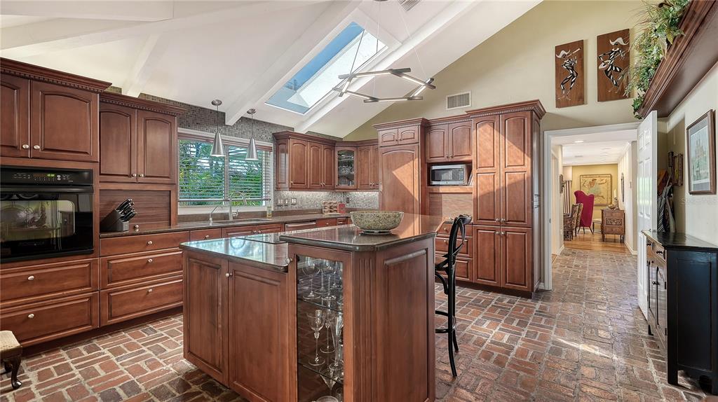 1042 North Casey Key Road Osprey, FL 34229 - Photo 18 of 58