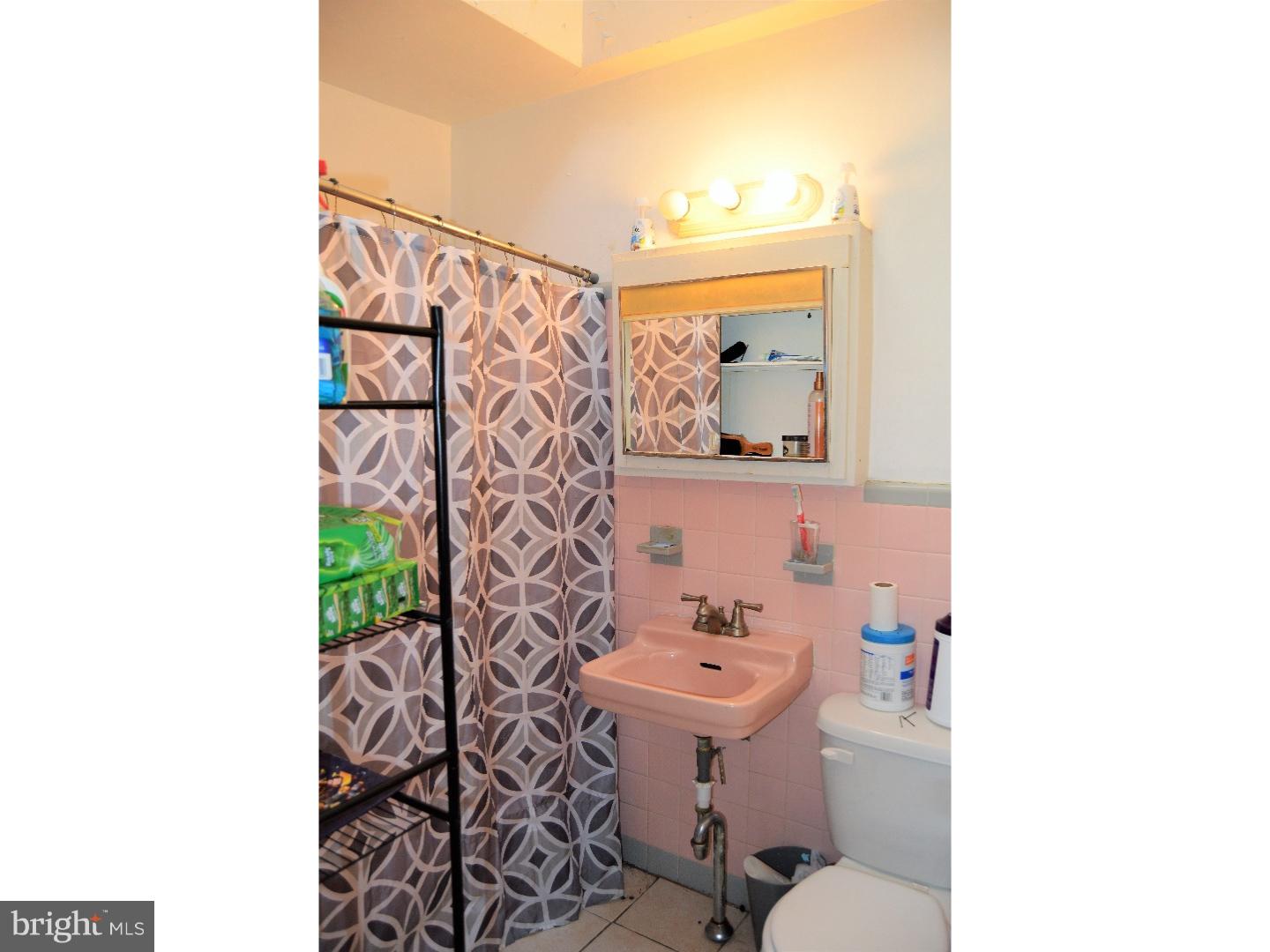 1340 Pennwood Road Philadelphia, PA 19151 - Photo 20 of 25 Gallery Image 20