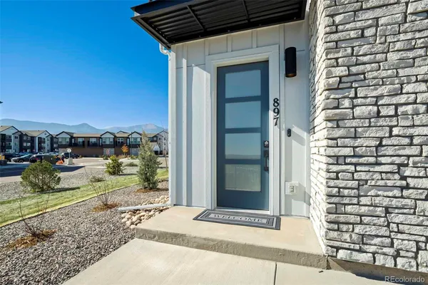 $559,900 | 897 Beckton Heights, Colorado Springs, CO 80907