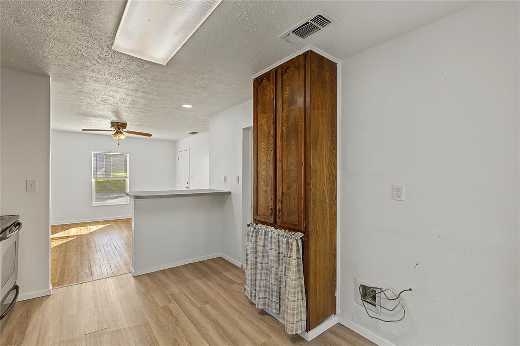 709 North Rusk Street Weatherford, TX 76086 - Photo 10 of 31 Gallery Image 10