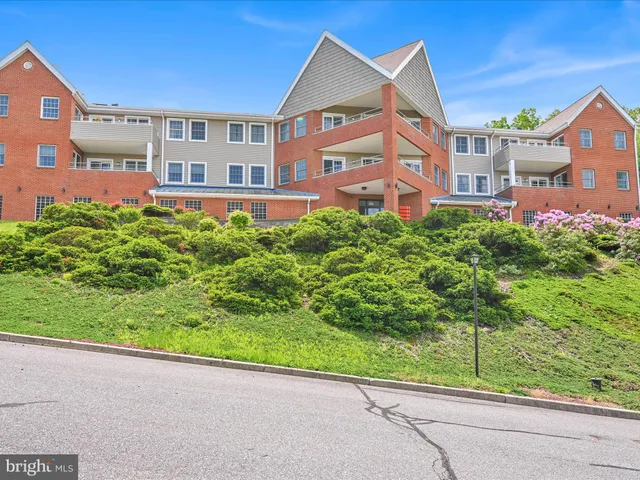 $299,900 | 2415 Sharp Mountain Road, Pottsville, PA 17901