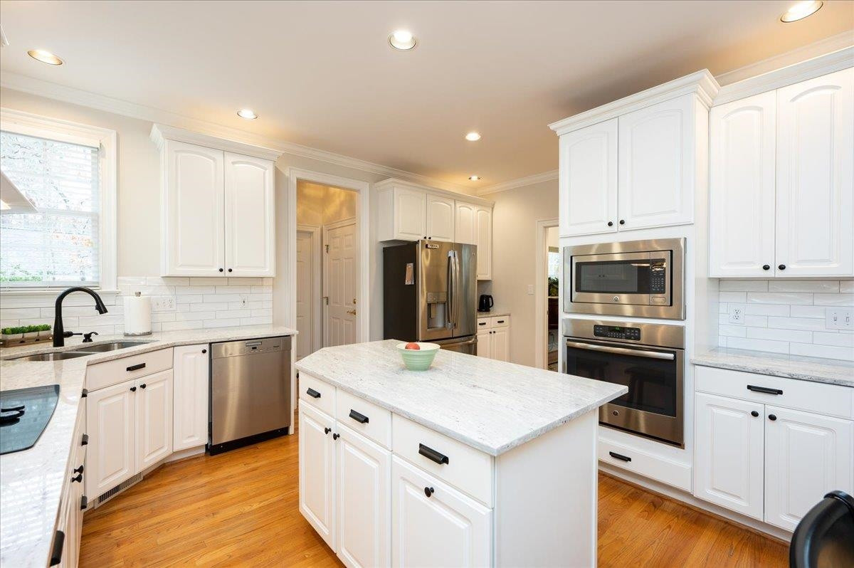 5404 Pine Drive Raleigh, NC 27606 - Photo 10 of 29 Photo 10