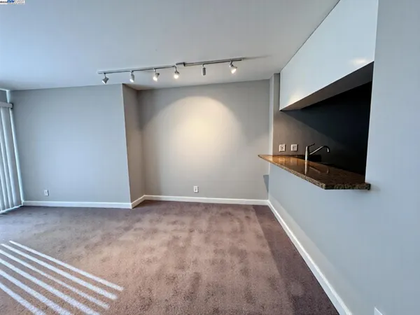 $328,000 | 1087 Murrieta Boulevard, Unit 243, Livermore, CA 94550