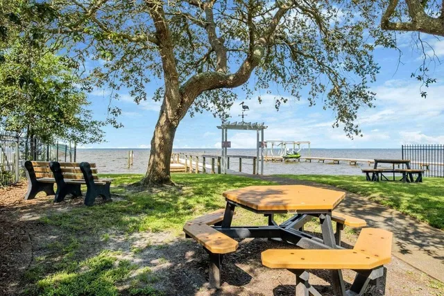 a view of a water fountain with an outdoor space