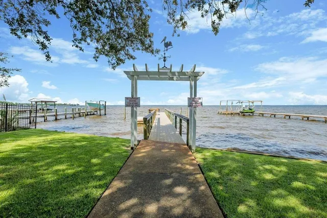 a view of a door and an outdoor space