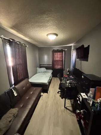$177,000 | 271-5 North West Avenue, Kankakee, IL 60901