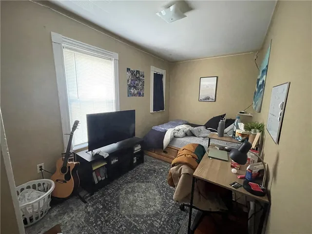 $1,700 | 46 William Street, Unit 2, Newport, RI 02840