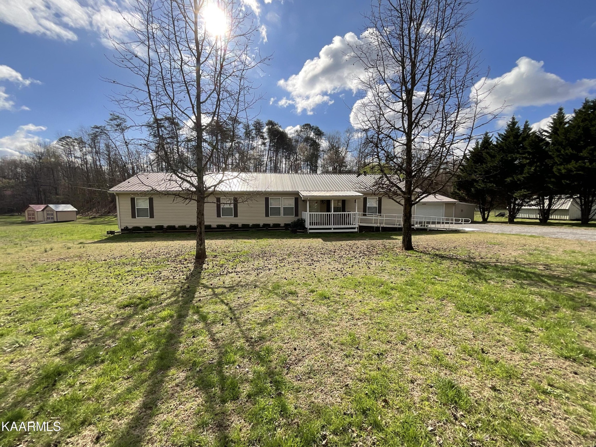 211 Baker Farm Road Tellico Plains, TN 37385 - Photo 2 of 32 Gallery Image 2