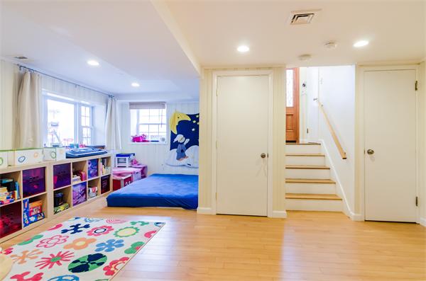 32 Botsford Road Newton, MA 02467 - Photo 7 of 15 Gallery Image 7