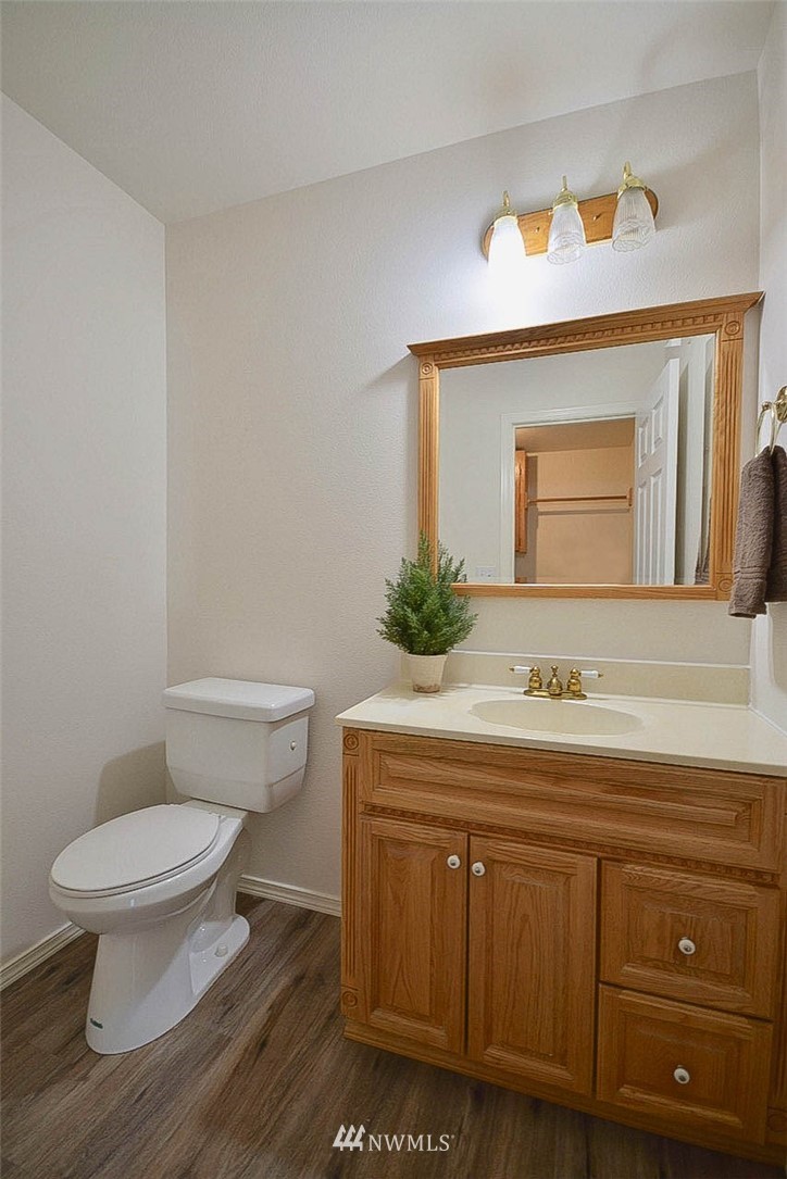 23909 Entwhistle Road East Buckley, WA 98321 - Photo 11 of 40