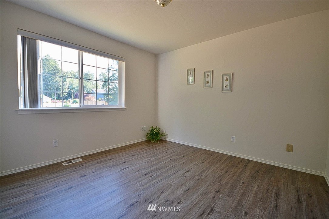 23909 Entwhistle Road East Buckley, WA 98321 - Photo 19 of 40