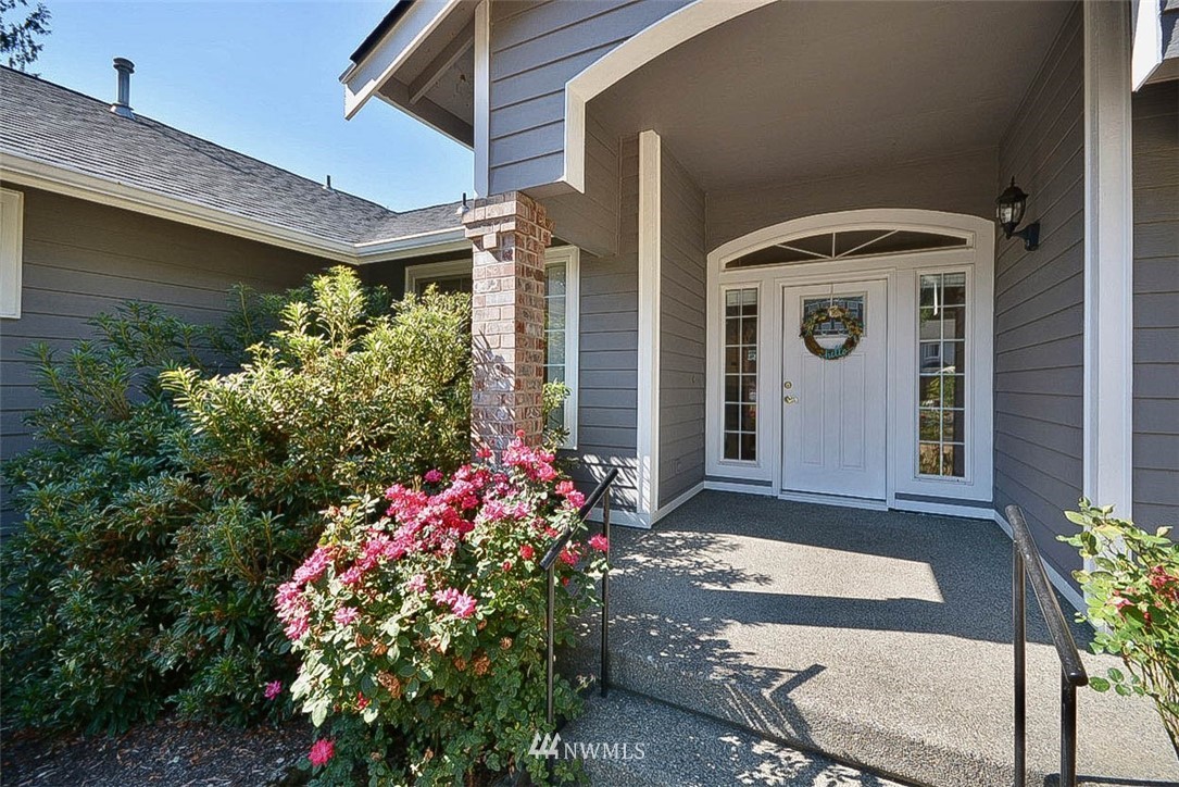 23909 Entwhistle Road East Buckley, WA 98321 - Photo 3 of 40