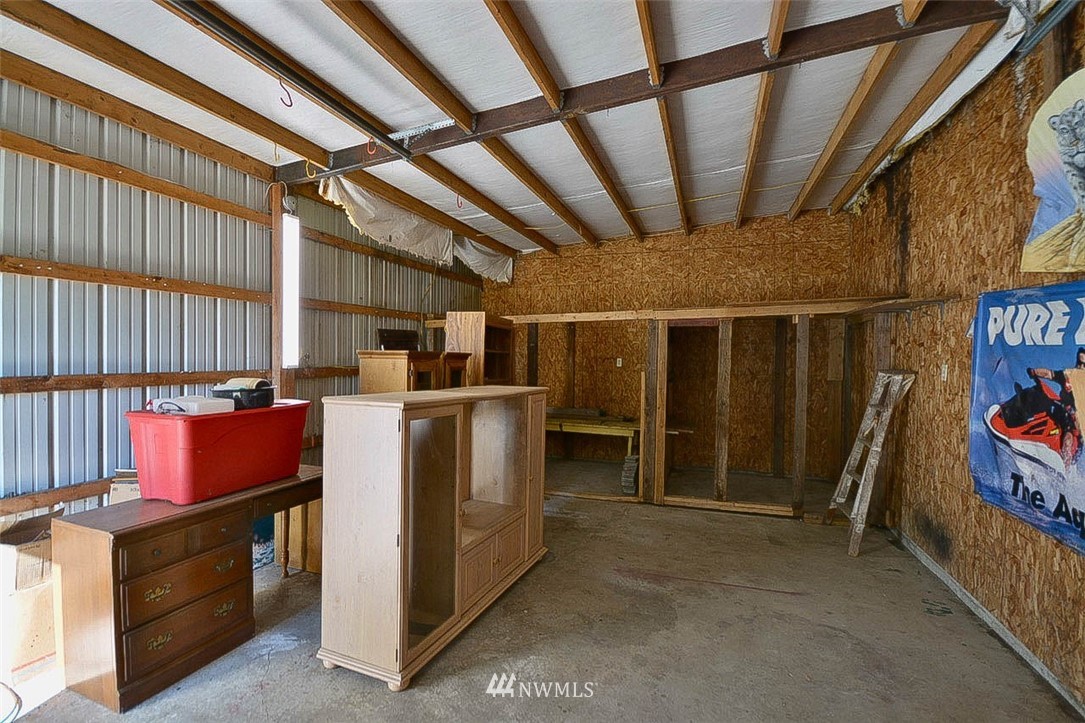 23909 Entwhistle Road East Buckley, WA 98321 - Photo 25 of 40