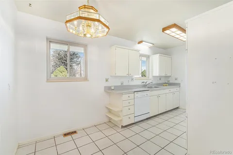 $539,000 | 2096 East Mineral Avenue, Centennial, CO 80122