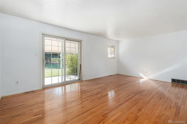 $530,000 | 2096 East Mineral Avenue, Centennial, CO 80122