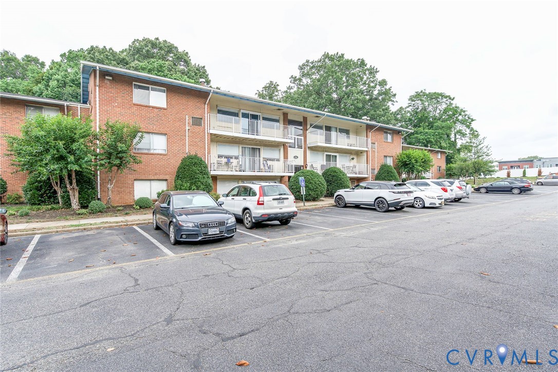 5616 Crenshaw Road, Unit 934 Richmond, VA 23227 - Photo 4 of 26