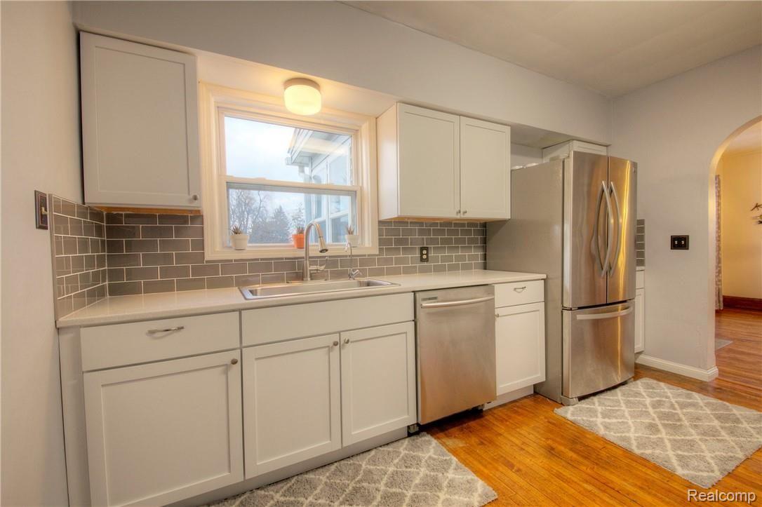 2348 Morrish Road Swartz Creek, MI 48473 - Photo 16 of 65 930A7436_7_8.jpg