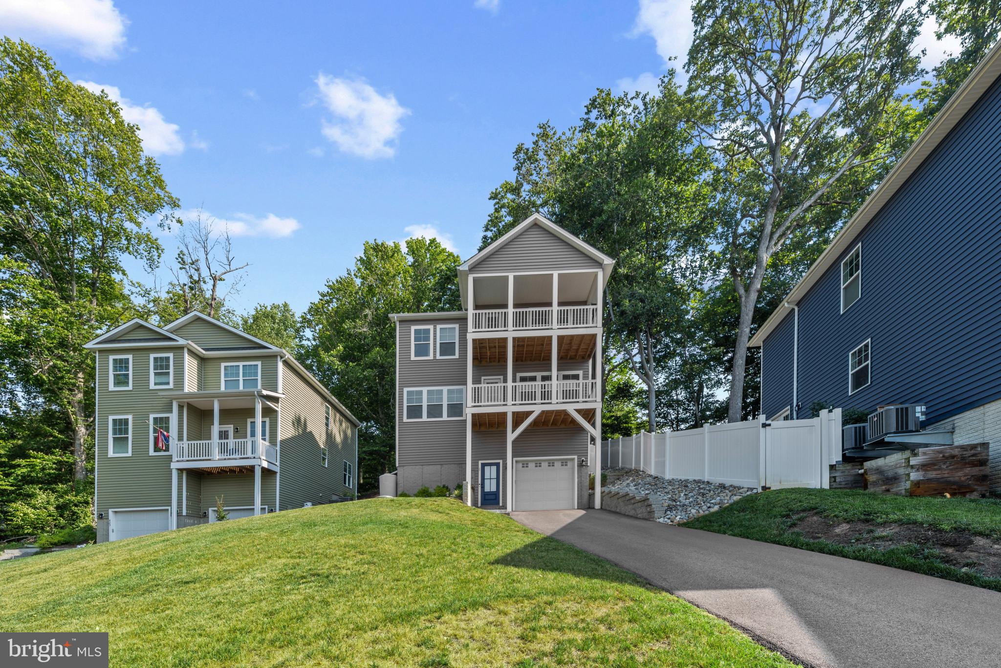 425 Walnut Drive Edgewater, MD 21037 - Photo 1 of 52
