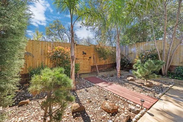 $379,999 | 2841 Hotchkiss Court, Cameron Park, CA 95682