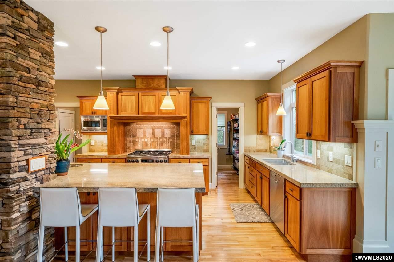 4407 Pettyjohn Road South Salem, OR 97302 - Photo 14 of 42