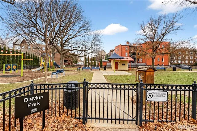 $340,000 | 6328 Northwood Avenue, Unit 3W, St. Louis, MO 63105