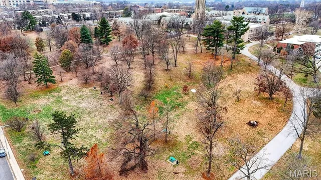 $340,000 | 6328 Northwood Avenue, Unit 3W, St. Louis, MO 63105